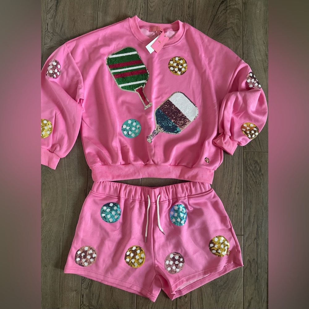 Simply Southern Pickleball Set Large Sweatshirt/Shorts